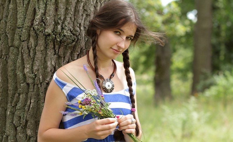 Лариса, 20
